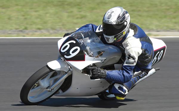 69 jason Dunn winner of P6 125cc.